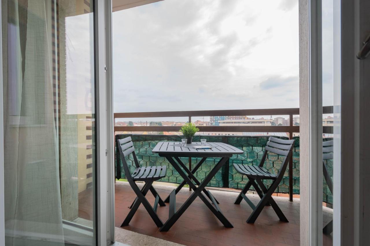Apartment L&M, Rhomilanofiera Bollate Bagian luar foto